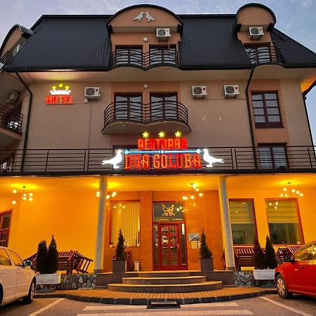 Hotel Dva Goluba Pale Eksteriør billede