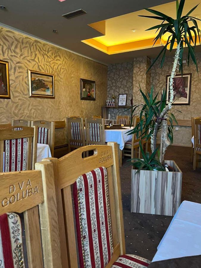 Hotel Dva Goluba Pale Eksteriør billede