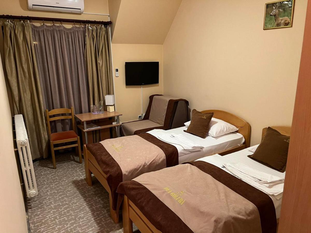 Hotel Dva Goluba Pale Eksteriør billede